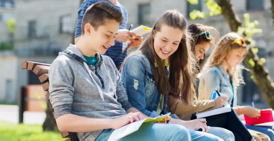 Jaką szkołę średnią trzeba iść, żeby zostać prawnikiem? Oto kluczowe informacje