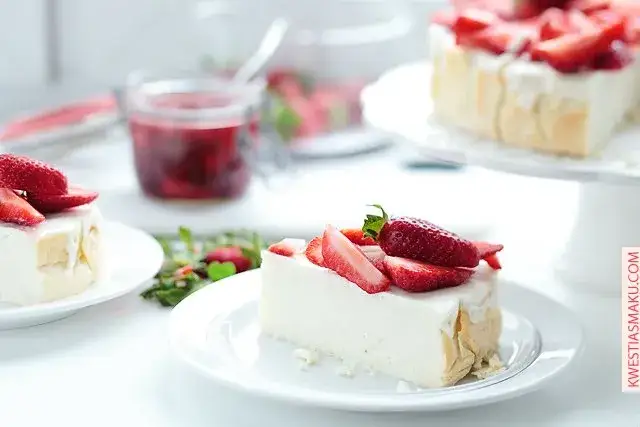 Sernik idealny? Odkryj najlepsze polewy i triki!