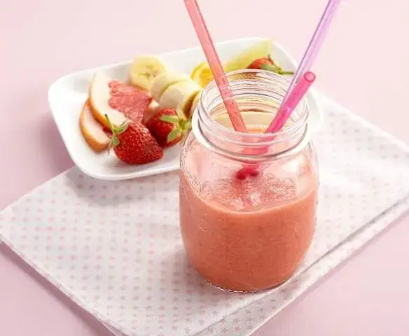 Najlepsze przepisy na koktajl z truskawek i banana, które pokochasz
