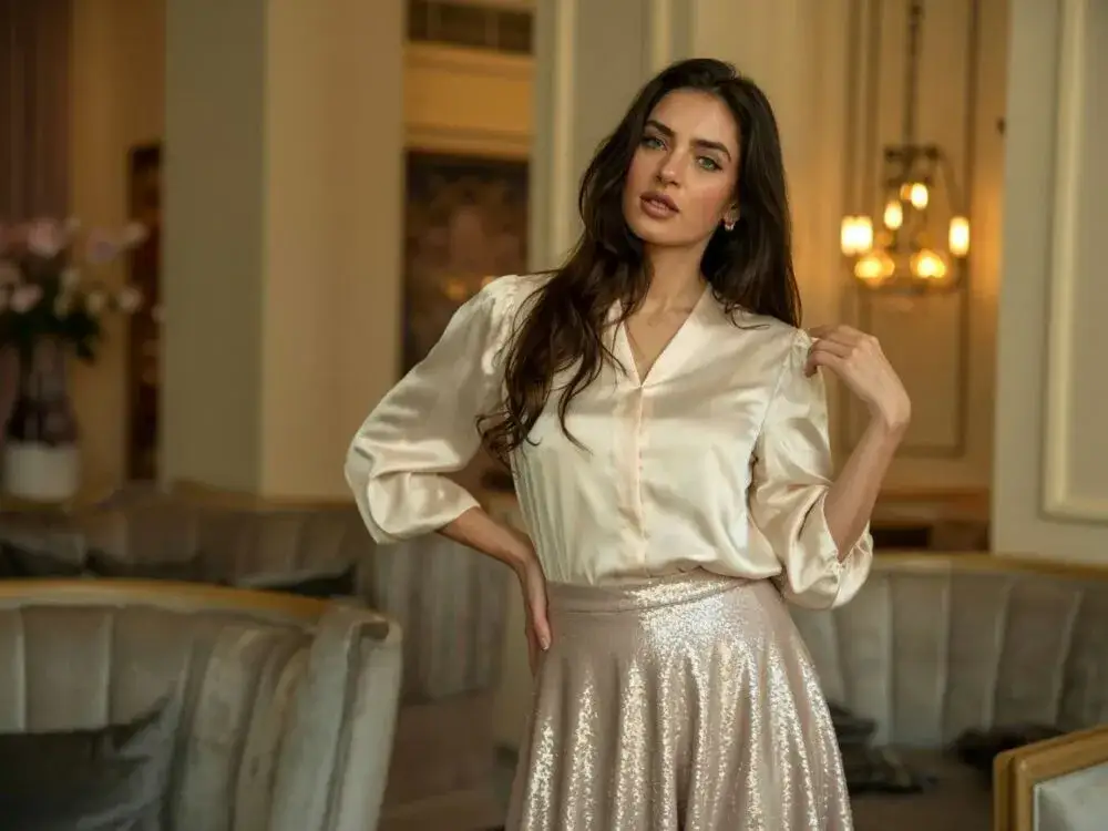 Jaka bluzka do cekinowej spódnicy? Bądź gwiazdą, nie choinką!