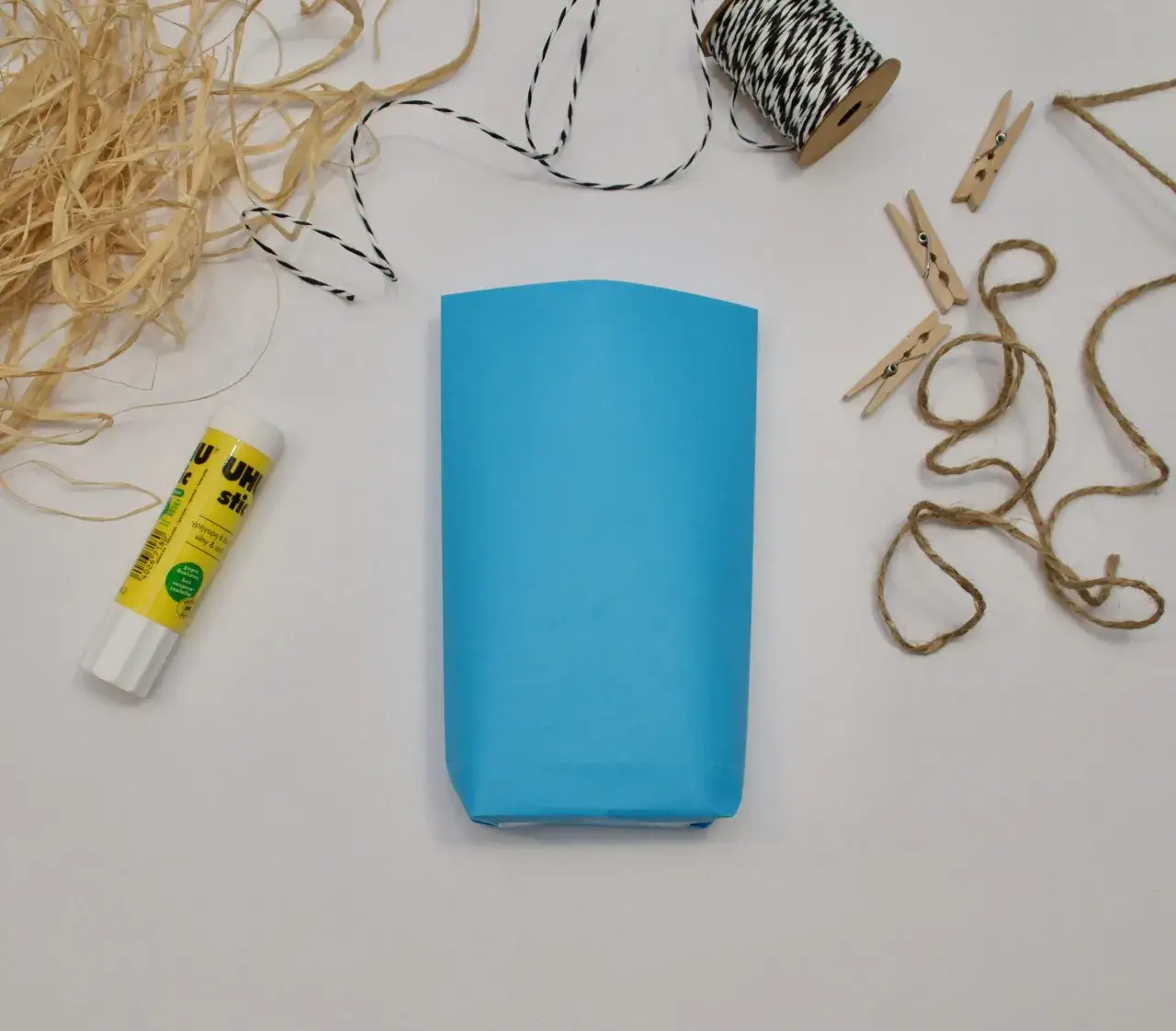 Jak zapakować torebkę damską na prezent, by zachwycić obdarowaną