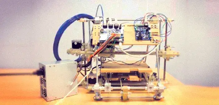 Kto wymyślił drukarkę 3D? Odkryj fascynującą historię wynalazku