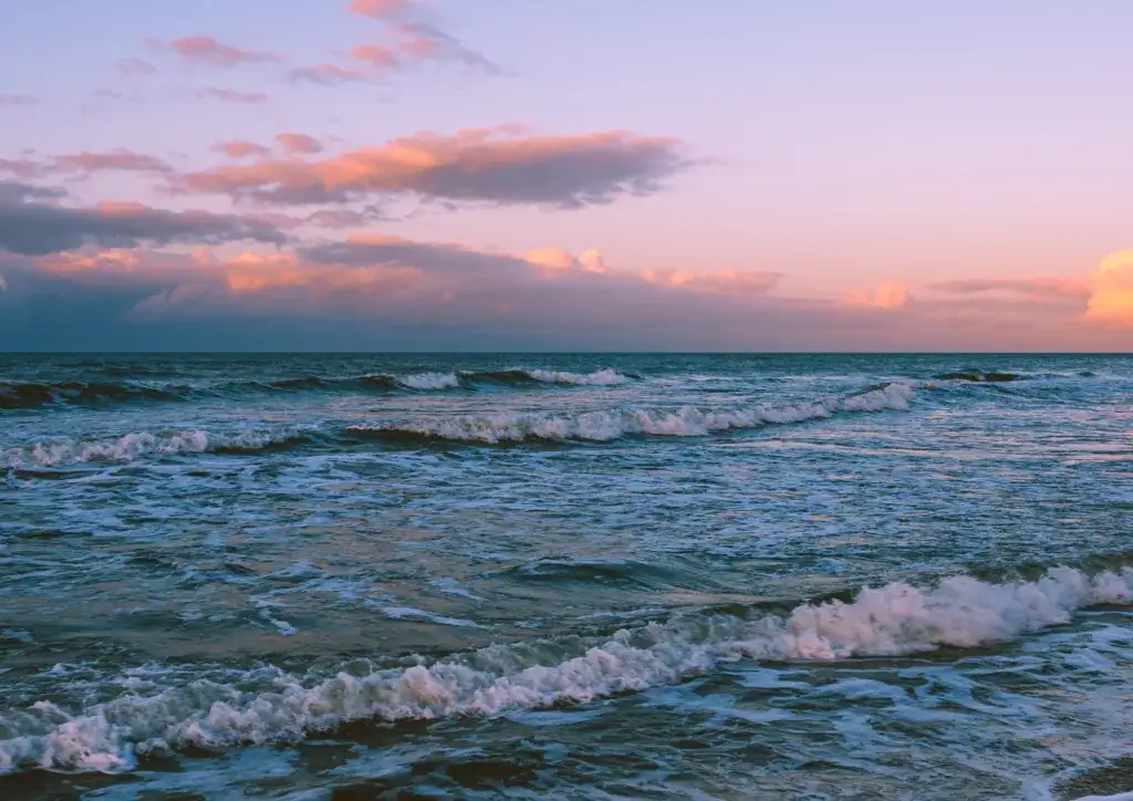 Ile litrów ma Morze Bałtyckie? Zaskakująca objętość wody