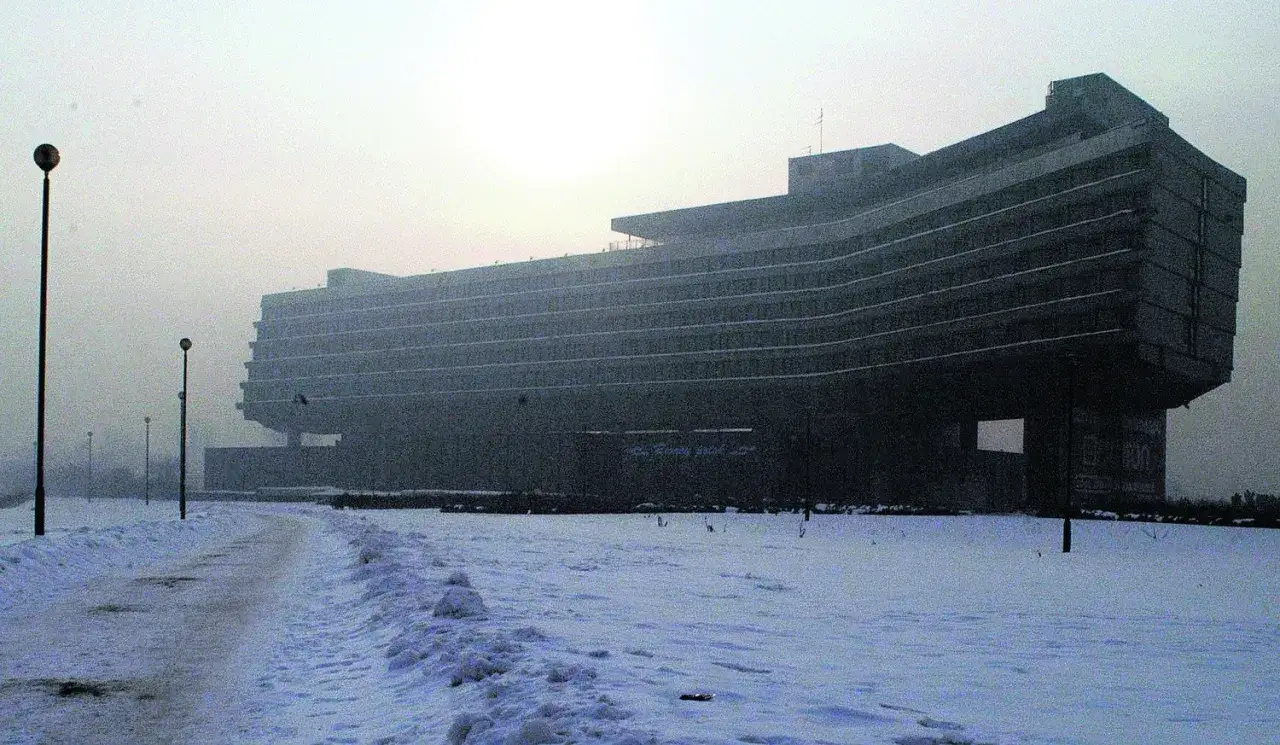 Dlaczego hotel Forum w Krakowie został zamknięty? Szokujące powody