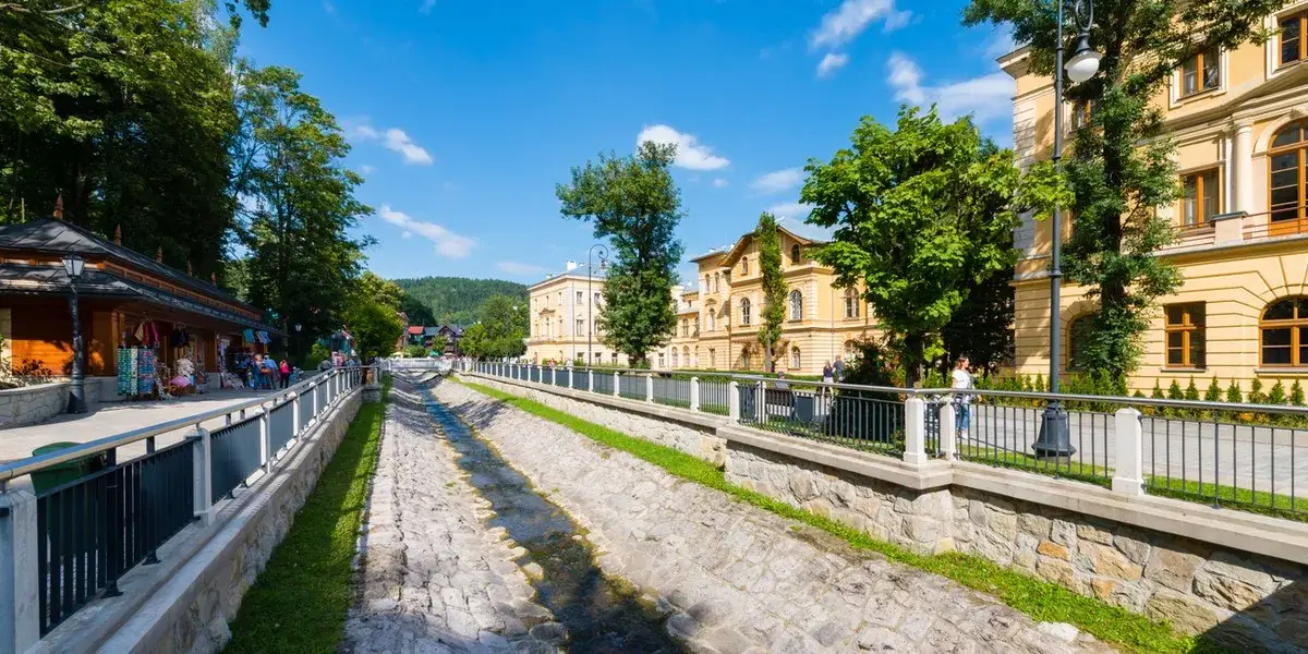 Ranking sanatoriów w Krynicy-Zdroju – najlepsze miejsca na rehabilitację