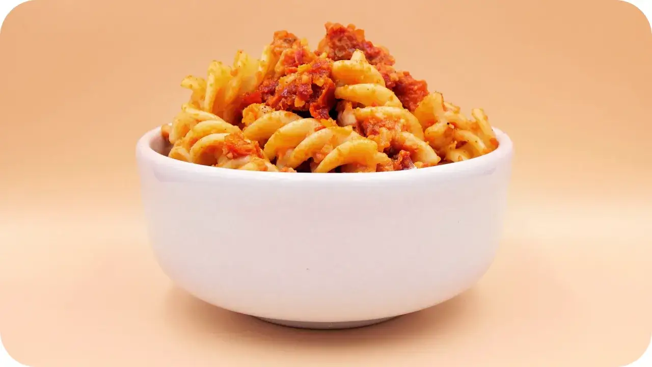 Z czym makaron - najlepsze połączenia, które zaskoczą twoje kubki smakowe