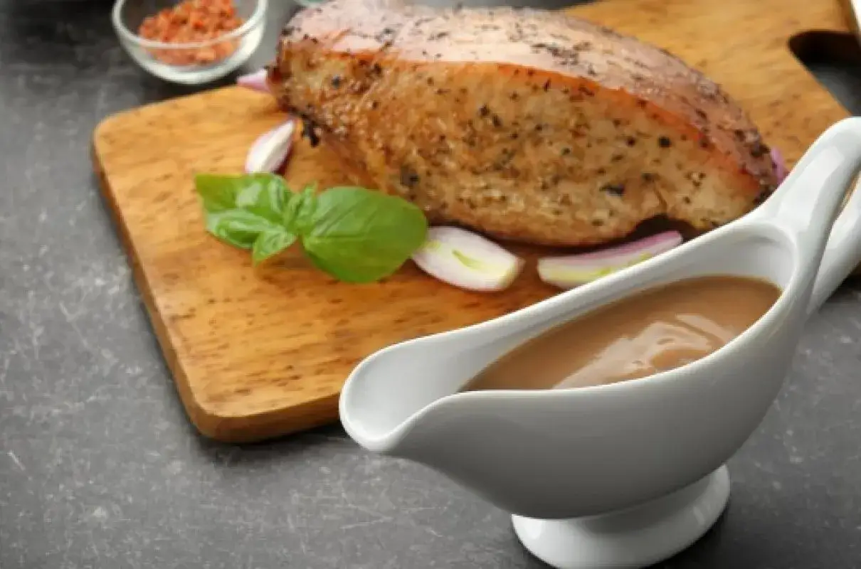 Jak zagęścić gulasz: 7 skutecznych sposobów na idealną konsystencję