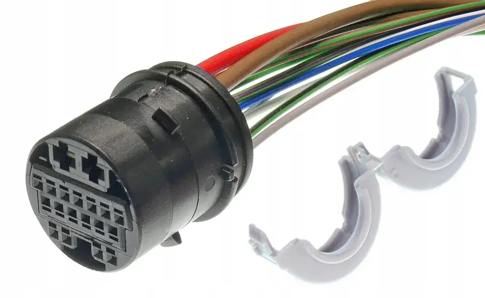 Wiązka elektryczna tylnych drzwi Opel Astra H – oryginał czy zamiennik?