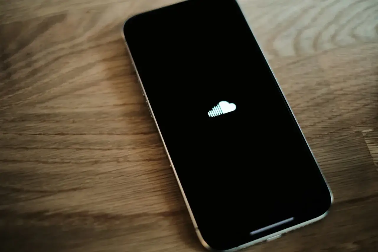 Czy SoundCloud jest bezpieczny? Odkryj, co musisz wiedzieć o ryzyku