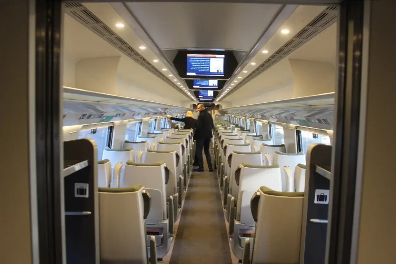 Jak sprawdzić miejsce w pociągu i uniknąć problemów z rezerwacją