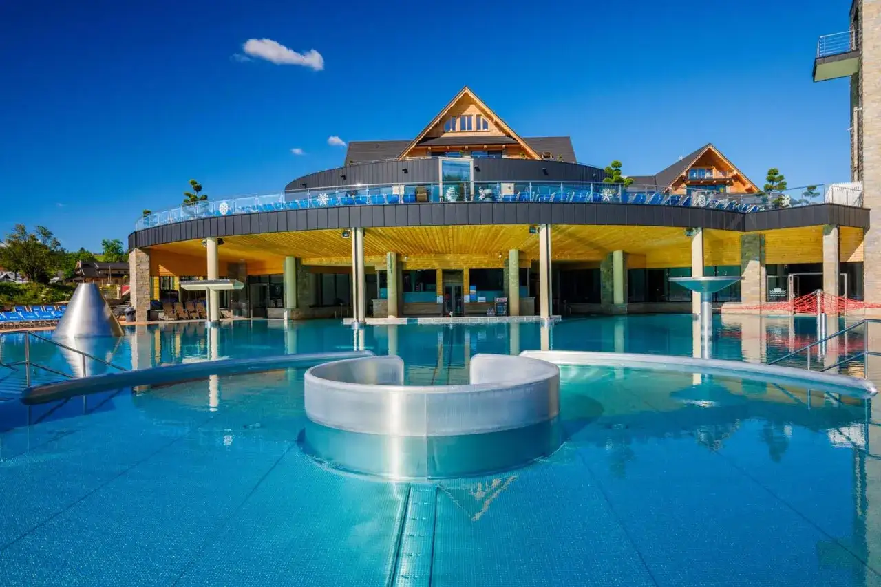 Czy termy Zakopane są otwarte? Sprawdź aktualne godziny i zasady