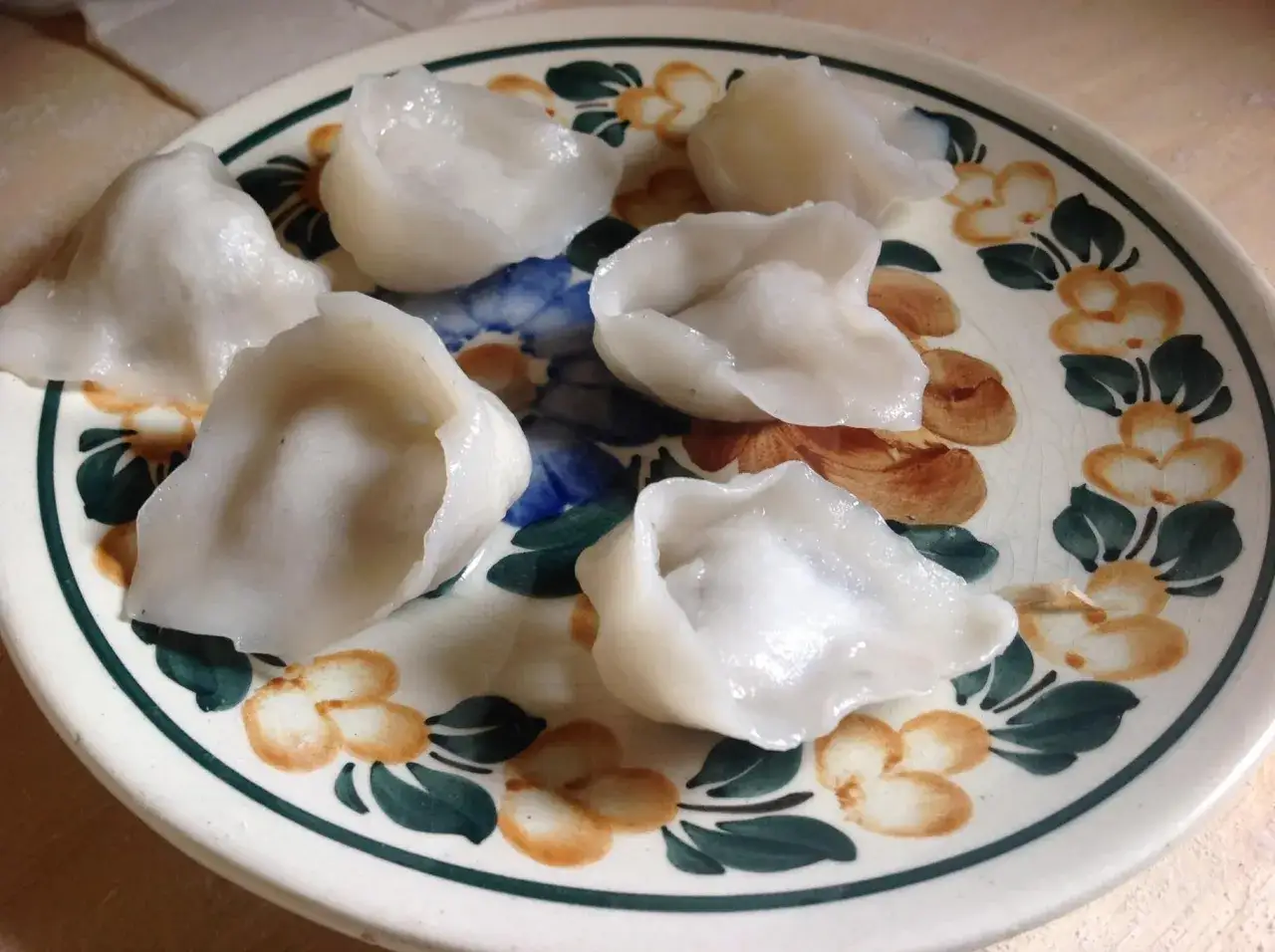 Bezglutenowe uszka: Przepis na sukces bez pękania i twardnienia