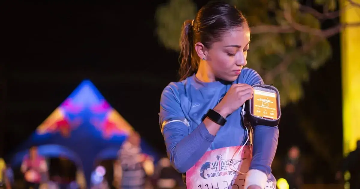 Gdzie telefon podczas biegania? Najlepsze sposoby na komfort i bezpieczeństwo