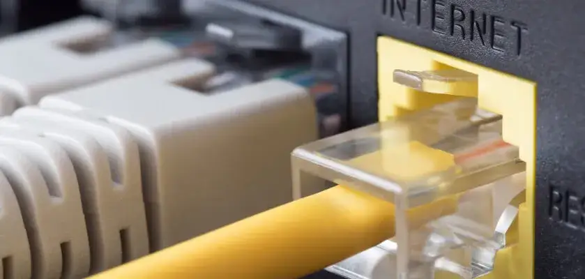 Co to jest kabel Ethernet i dlaczego warto go używać w sieci?