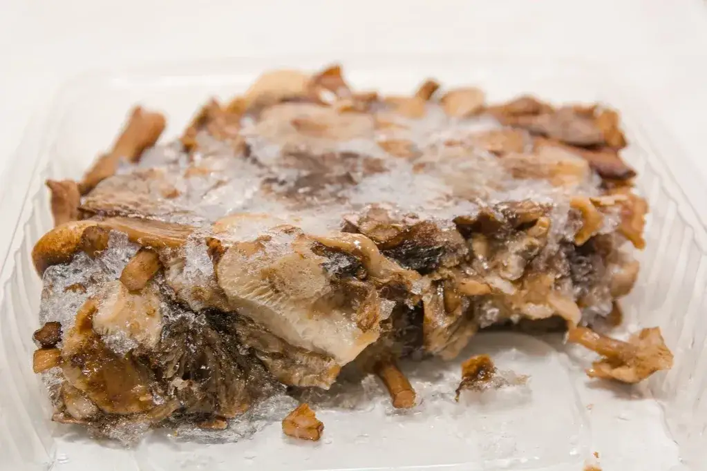 Czy rozmrażać grzyby do zupy? Oto, co musisz wiedzieć, aby uniknąć błędów