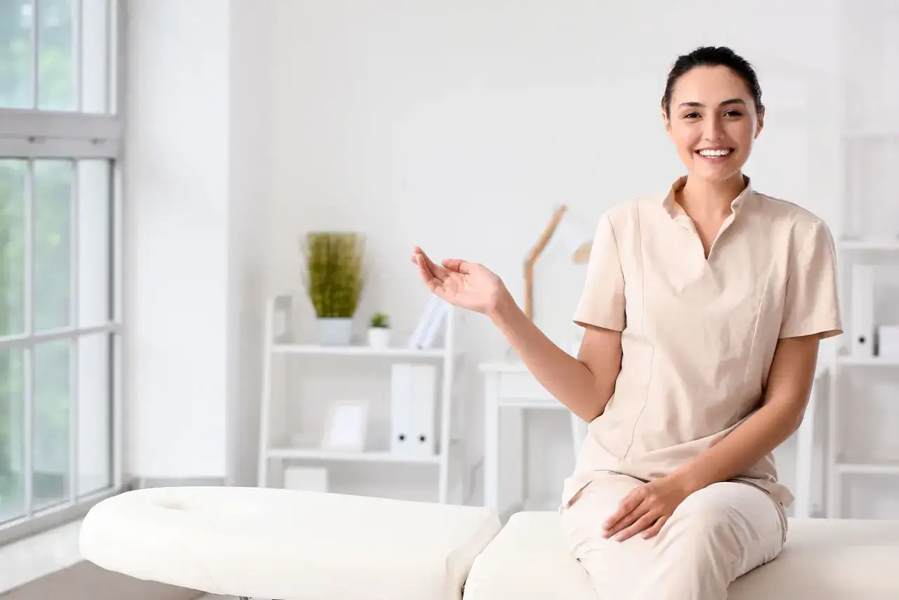 Neurologopeda: Lekarz czy terapeuta? Poznaj jego rolę!