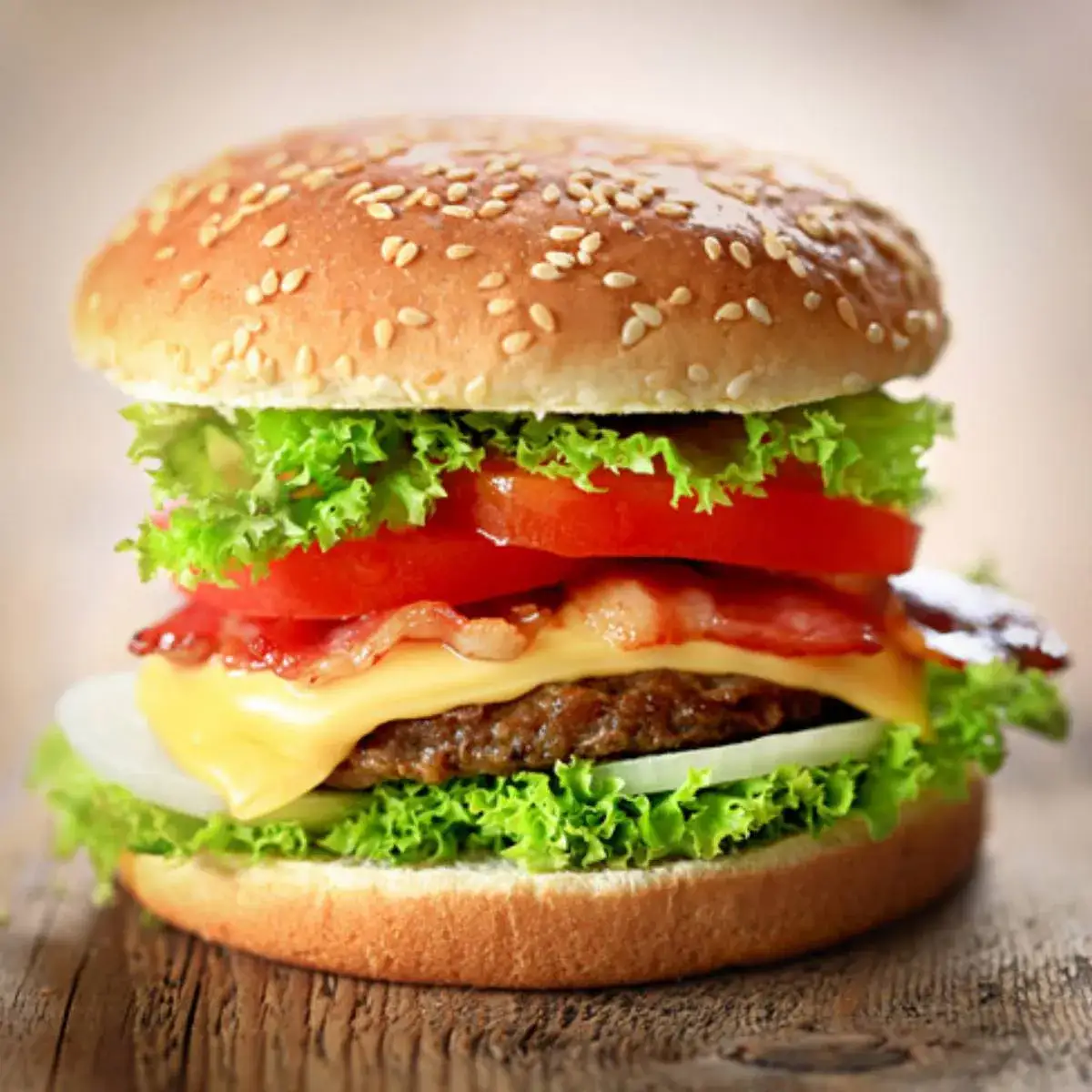 Jak wygląda hamburger? Odkryj jego składniki i wyjątkowe wersje