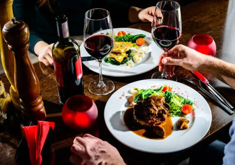 Krynica-Zdrój: Kulinarny przewodnik. Gdzie zjeść smacznie i z widokiem?