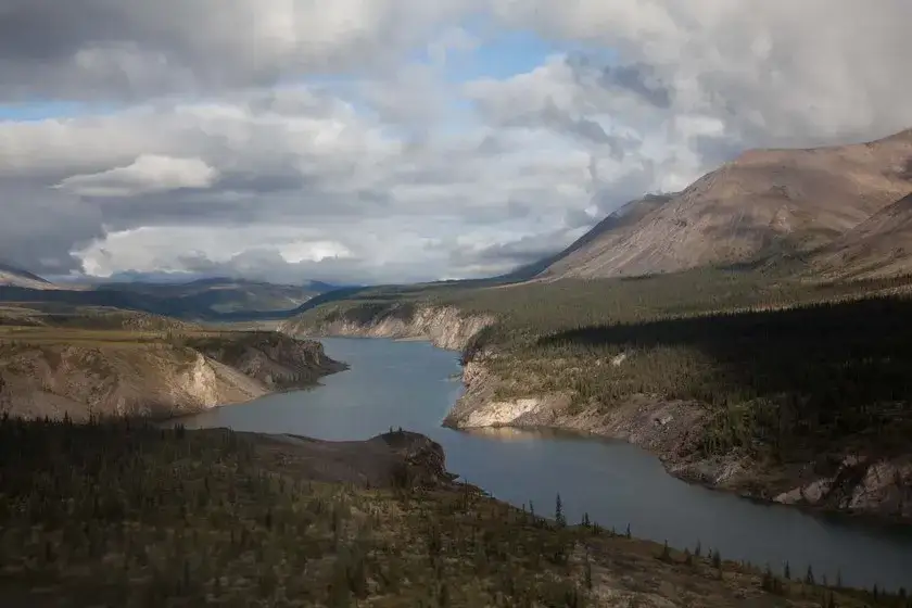 Kanada: Wielkie Jezioro Niedźwiedzie Największe, Najczystsze, Najdziksze?