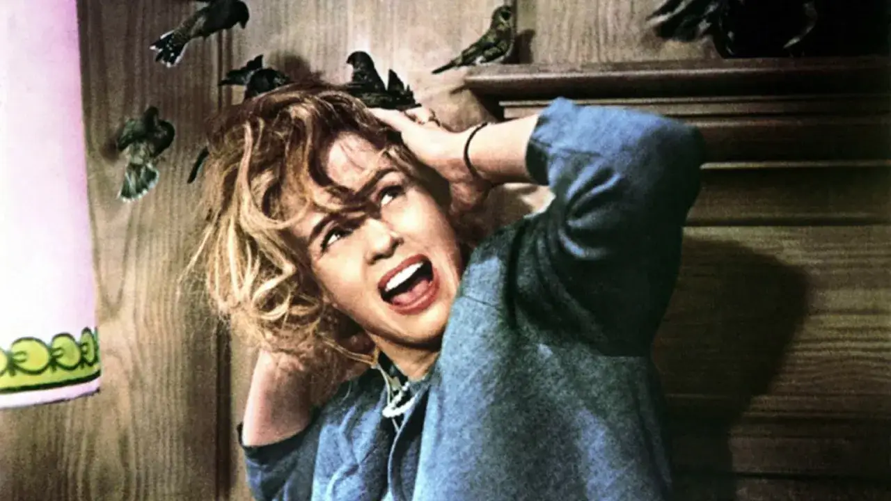 Alfred Hitchcock jako reżyser ptaków: tajemnice i znaczenie filmu