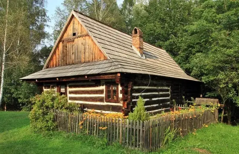 Skansen Nowy Sącz - odkryj fascynującą kulturę i tradycje regionu