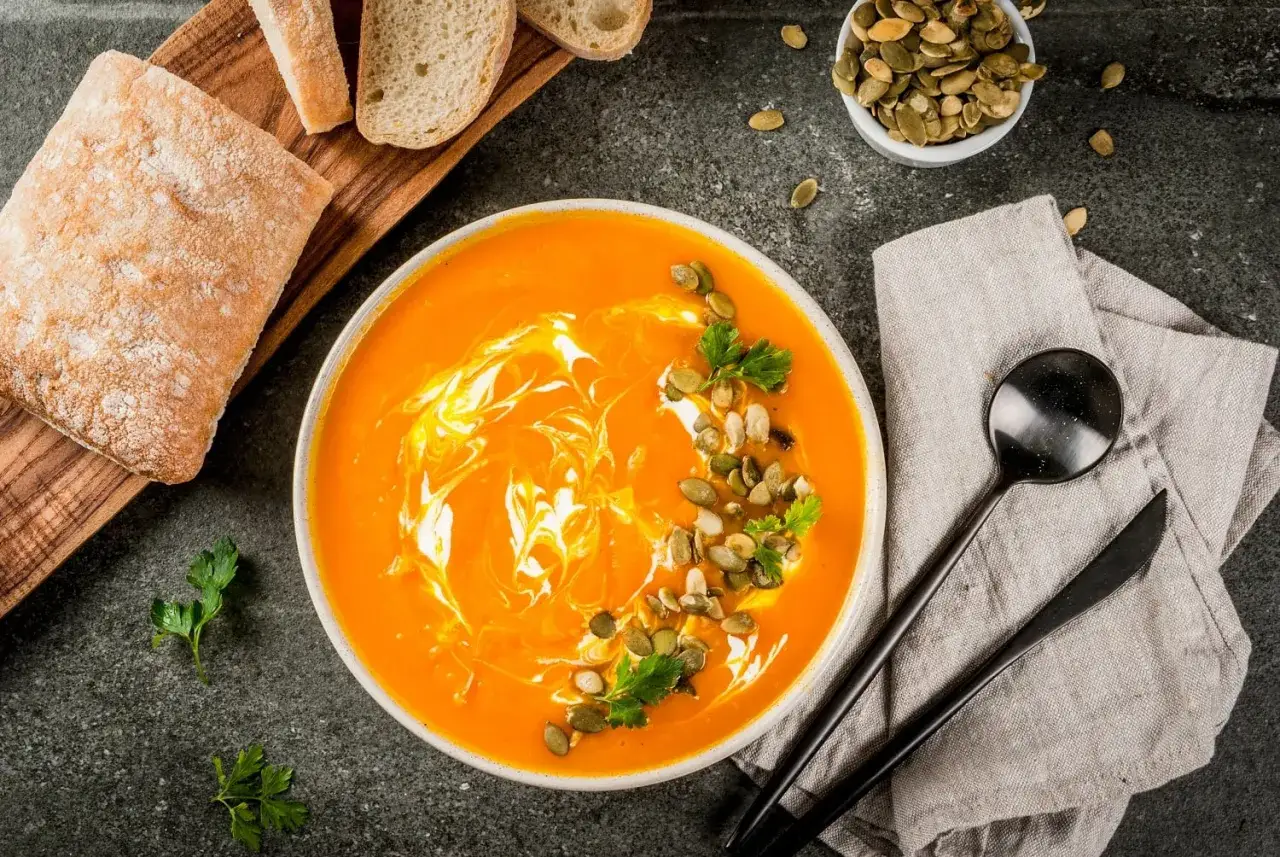 Co zrobić z dyni na obiad? Inspirujące przepisy na jesienne dania