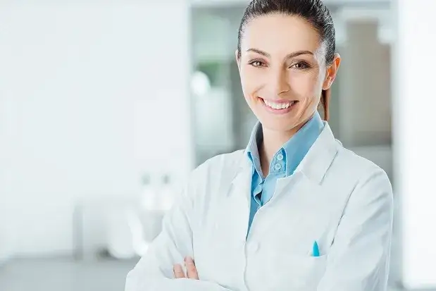 Gdzie przyjmuje Dr Małgorzata Seroczyńska - okulista w Warszawie?