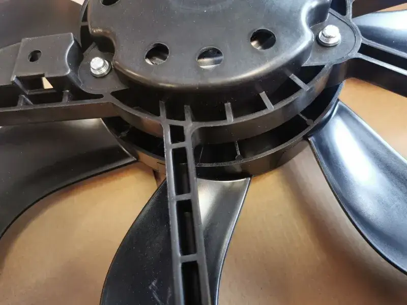 Kiedy powinien włączyć się wentylator chłodnicy? Sprawdź, co musisz wiedzieć