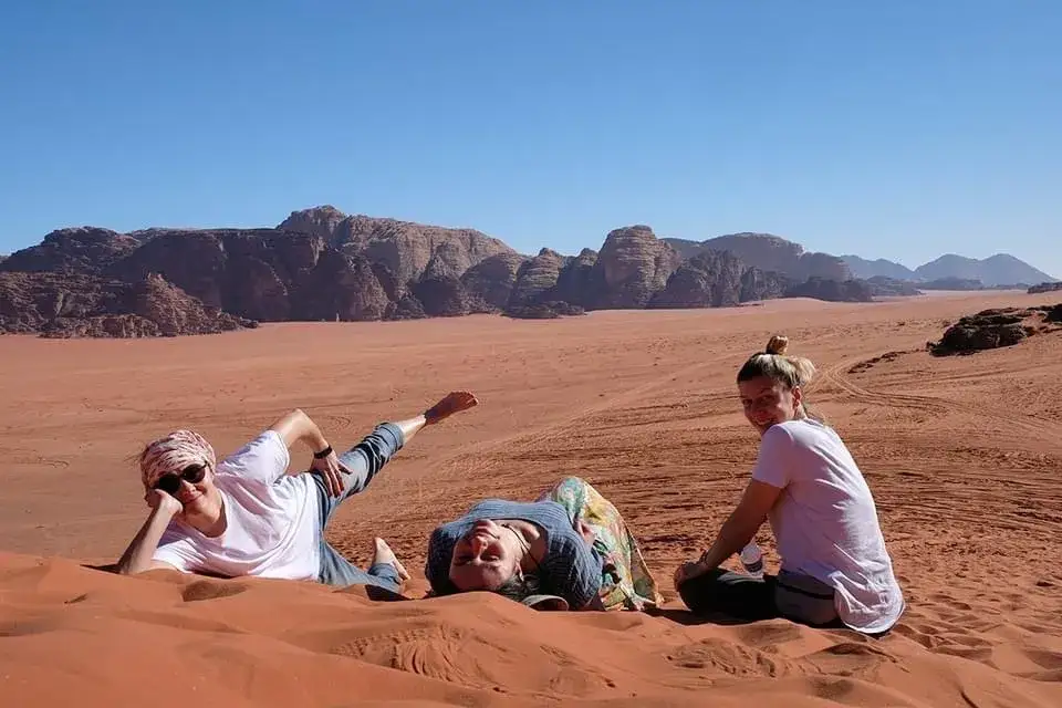 Jordania kiedy jechać: uniknij tłumów i ciesz się najlepszymi widokami