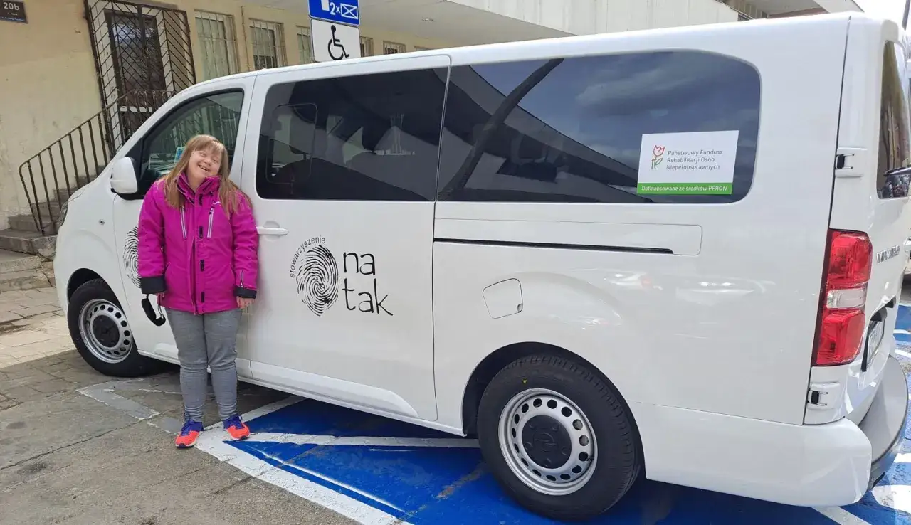 Transport dla niepełnosprawnych - poznaj dostępne opcje i koszty