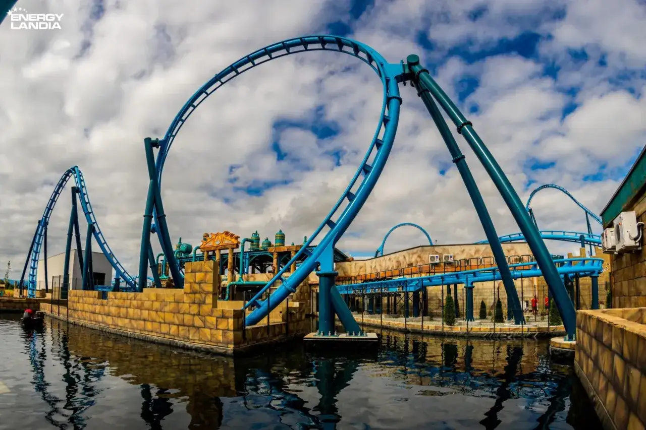 Kiedy otwarto Abyssus? Poznaj historię i parametry Energylandii