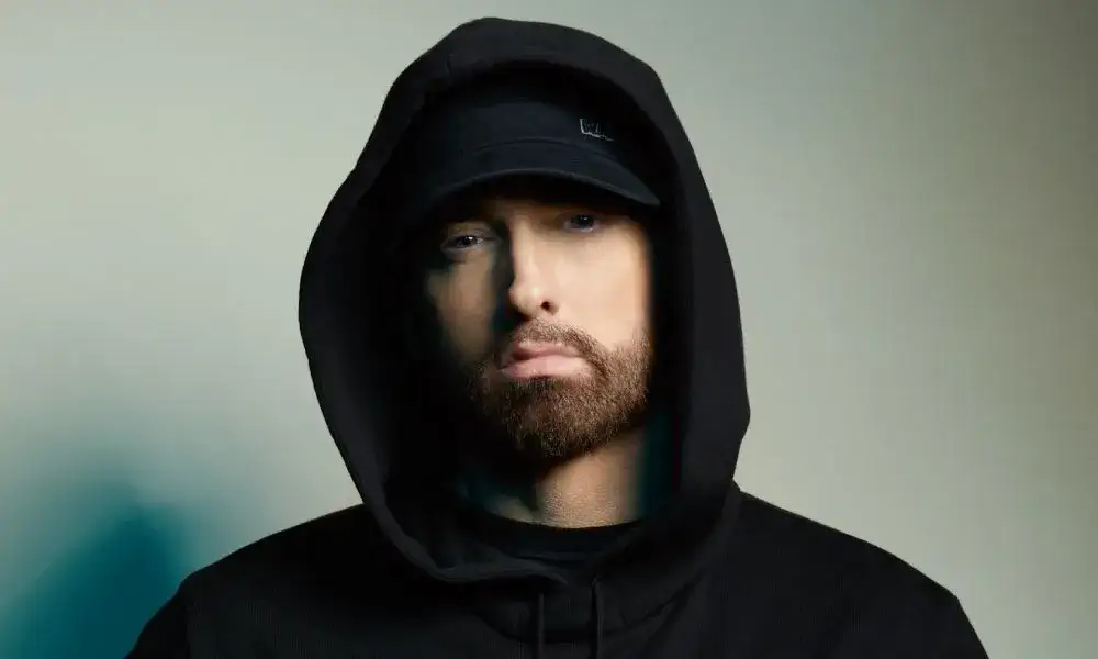 Eminem kiedy zmarł? Prawda o plotkach i jego życiu teraz