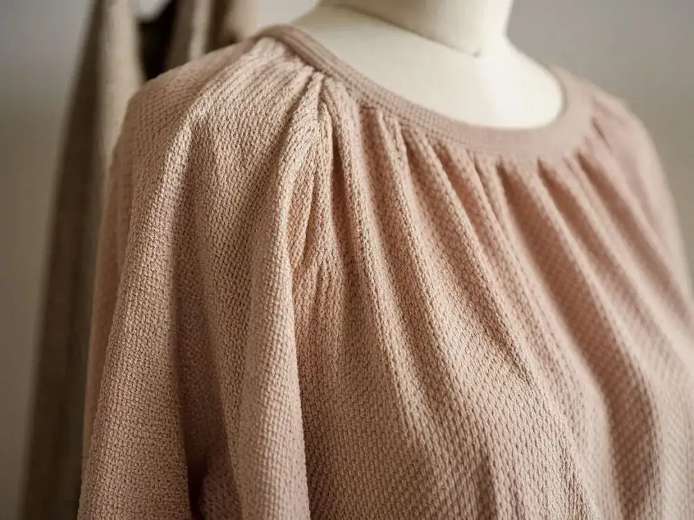 Bluzka czy bluska - poznaj poprawną pisownię i uniknij błędów