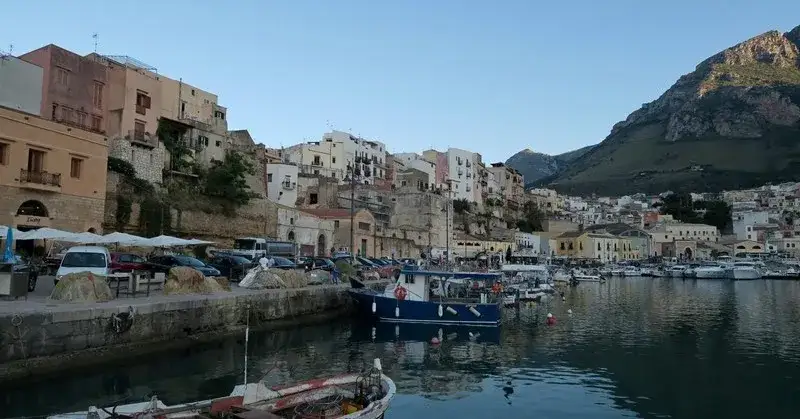 Najlepsze miejsca, gdzie zjeść w Castellammare del Golfo i nie żałować
