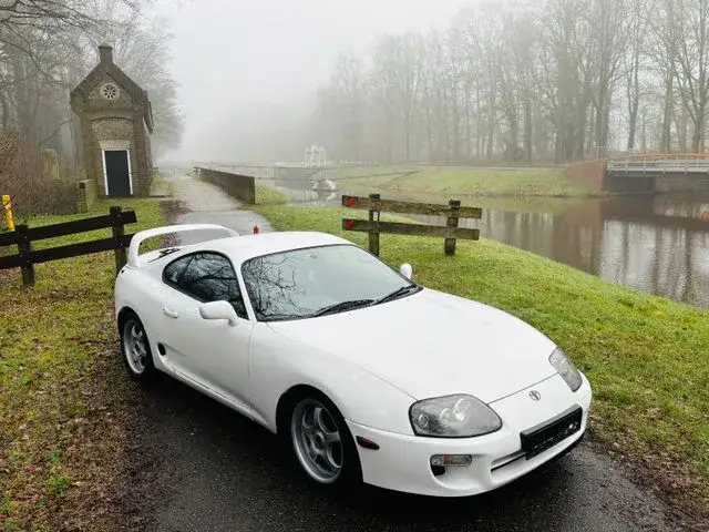Ile kosztuje Toyota Supra MK4? Ceny, które mogą Cię zaskoczyć