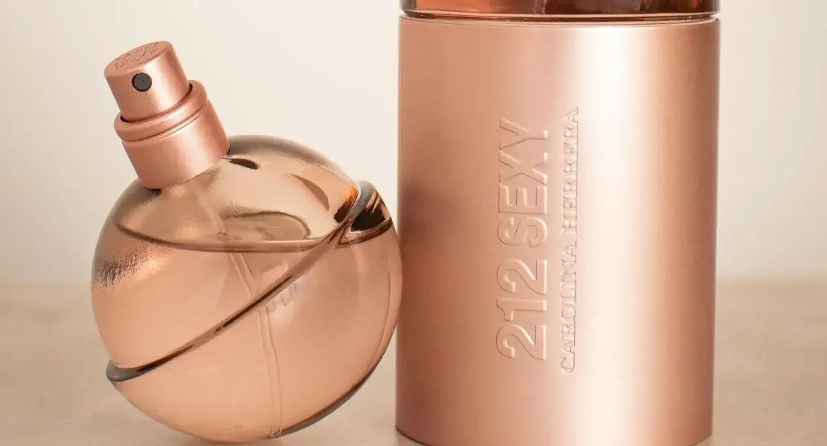 Jak rozpoznać oryginalne perfumy Carolina Herrera i uniknąć podróbek