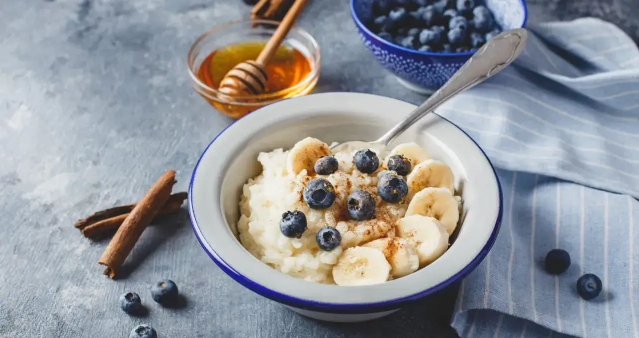 Owsianka na diecie: jak jeść, by schudnąć, a nie przytyć?