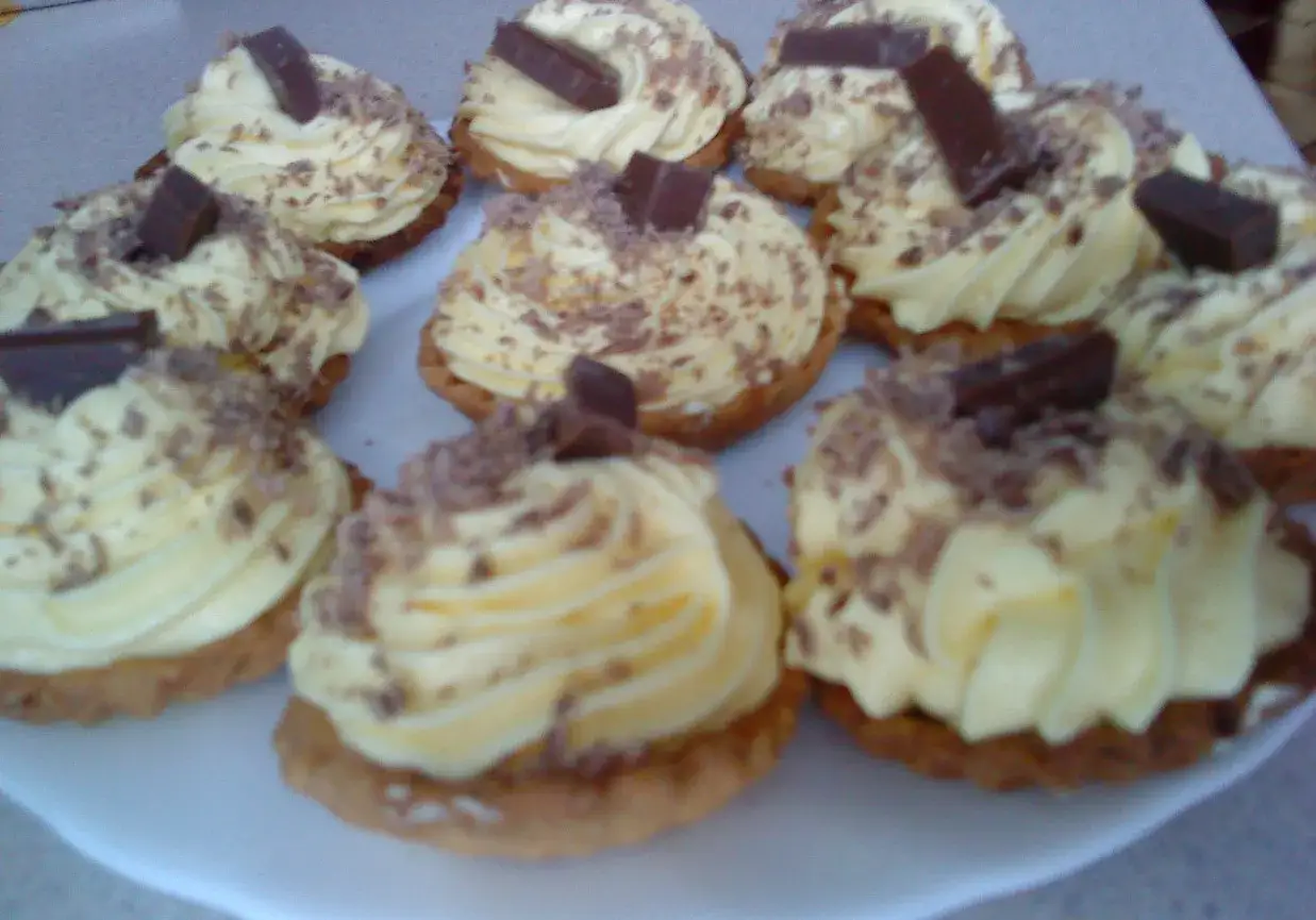 Nadziewanie babeczek po upieczeniu? Bez sprzętu to proste!