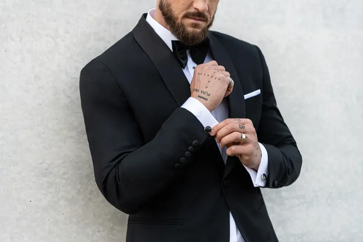 Jaki rękaw koszuli na wesele? Elegancja vs. upał rozwiej wątpliwości