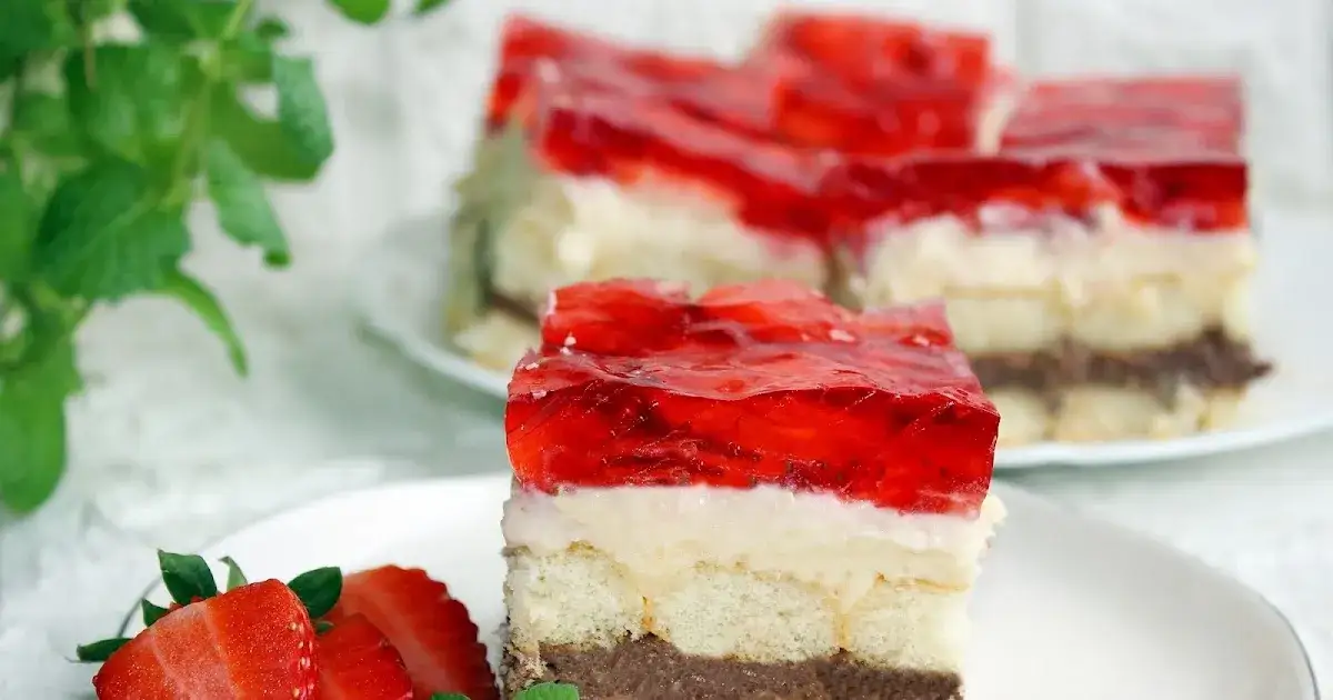 Szybki przepis na lodowiec ciasto bez pieczenia, idealny na lato