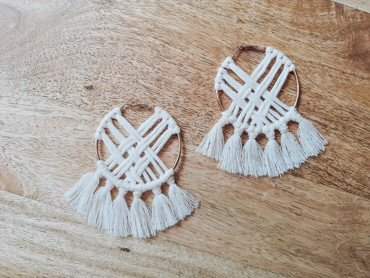 Kolczyki makrama jak zrobić - proste kroki do pięknych ozdób