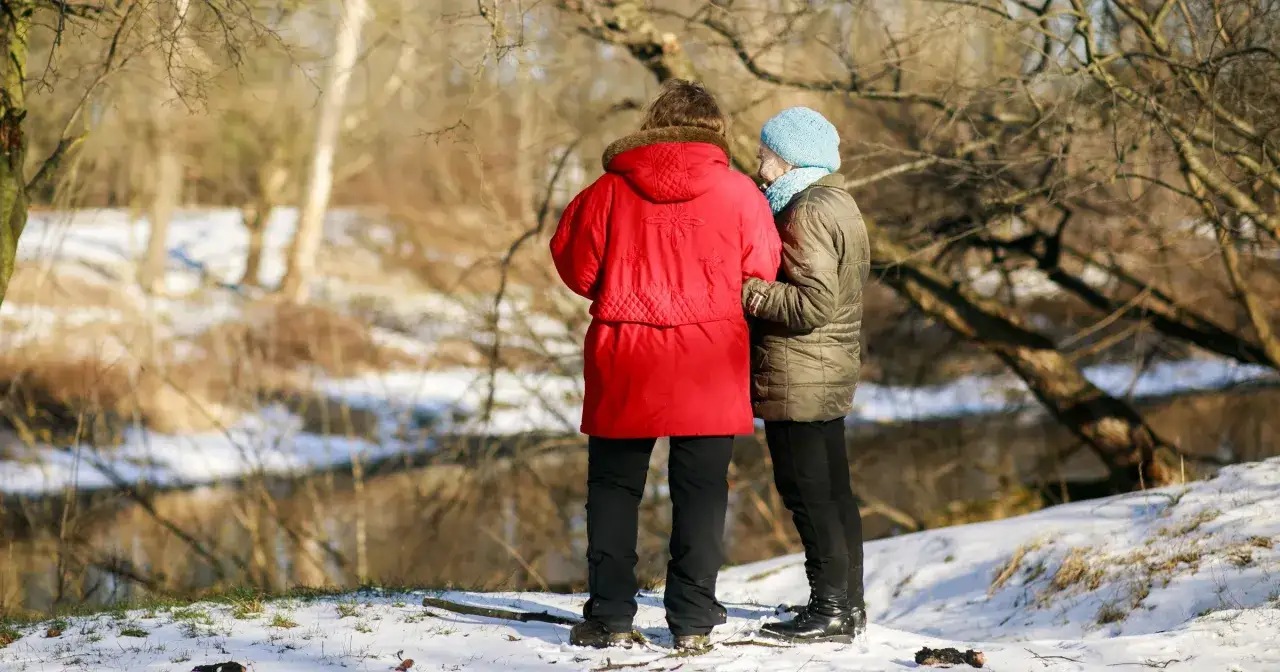 Co to znaczy seniora? Zaskakujące znaczenie i konteksty w Polsce
