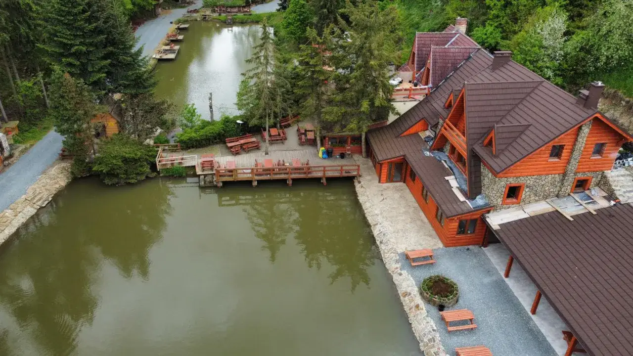 Gdzie zjeść w Kłodzku? Odkryj najlepsze restauracje i bary