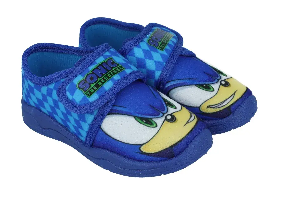 Jakie kapcie do żłobka wybrać, aby zapewnić komfort i bezpieczeństwo?