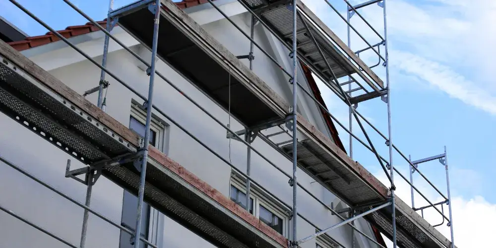 Rygiel rusztowania: kluczowe funkcje, rodzaje i normy bezpieczeństwa
