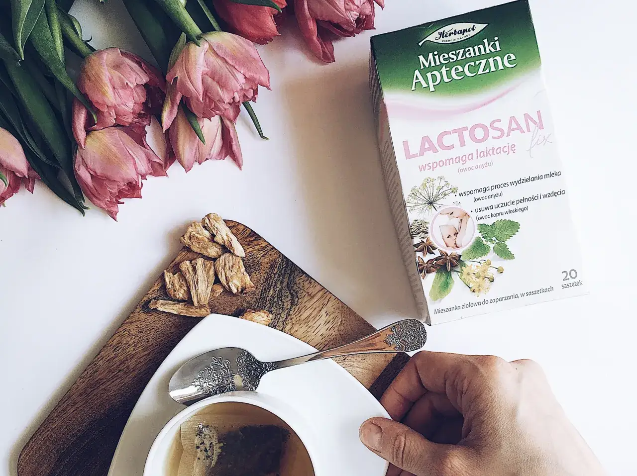 Jaka herbata przy karmieniu piersią? Bezpieczne wybory dla mamy i dziecka