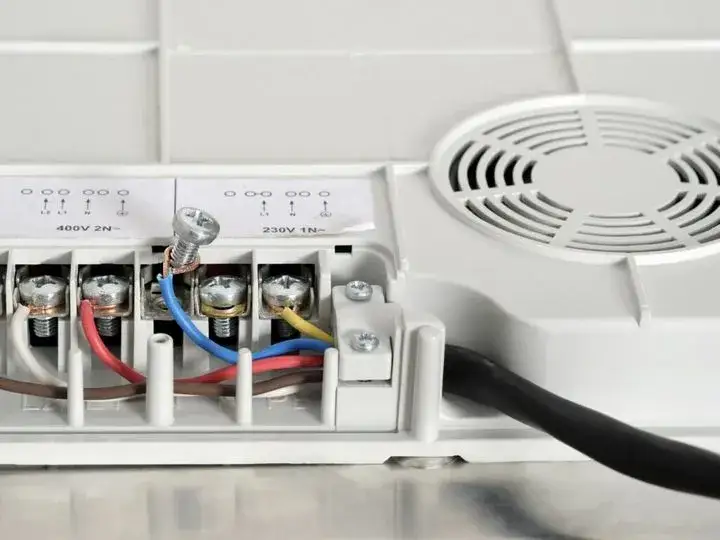 Jaki kabel do piekarnika wybrać, aby uniknąć niebezpieczeństwa?