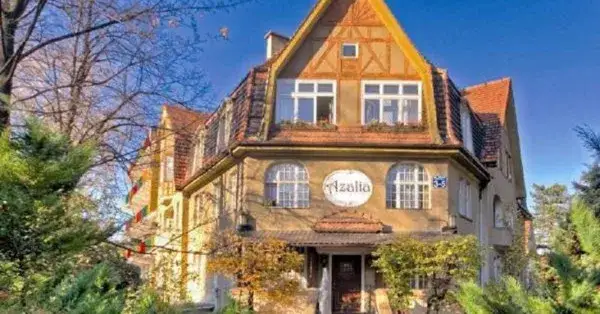 Szczawno Zdrój sanatorium Azalia - kompleksowa oferta leczenia i wypoczynku