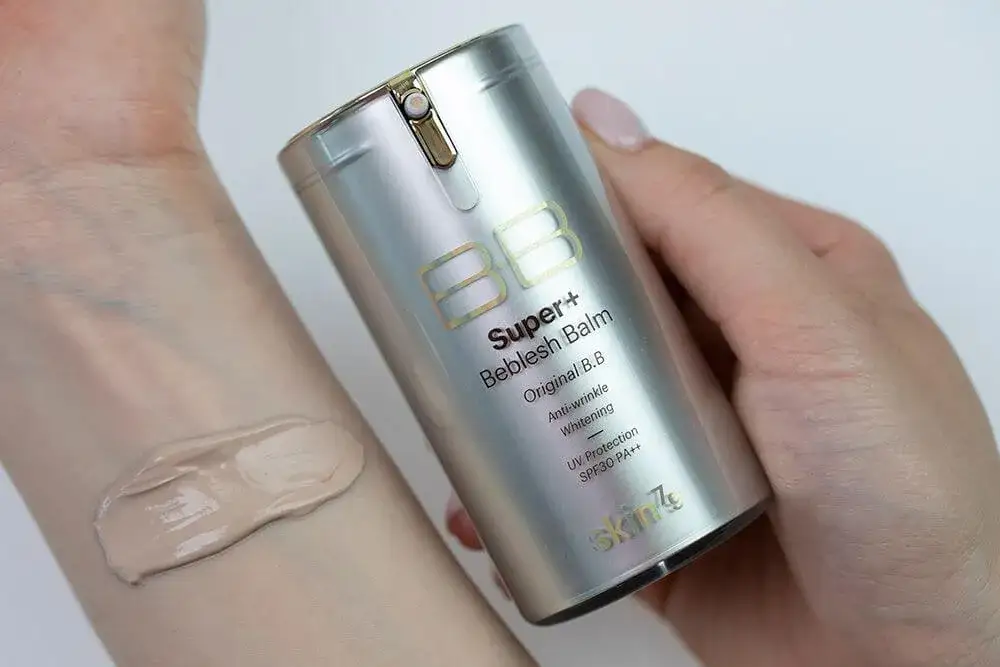 Najlepszy krem BB do cery mieszanej – jak wybrać idealny produkt?