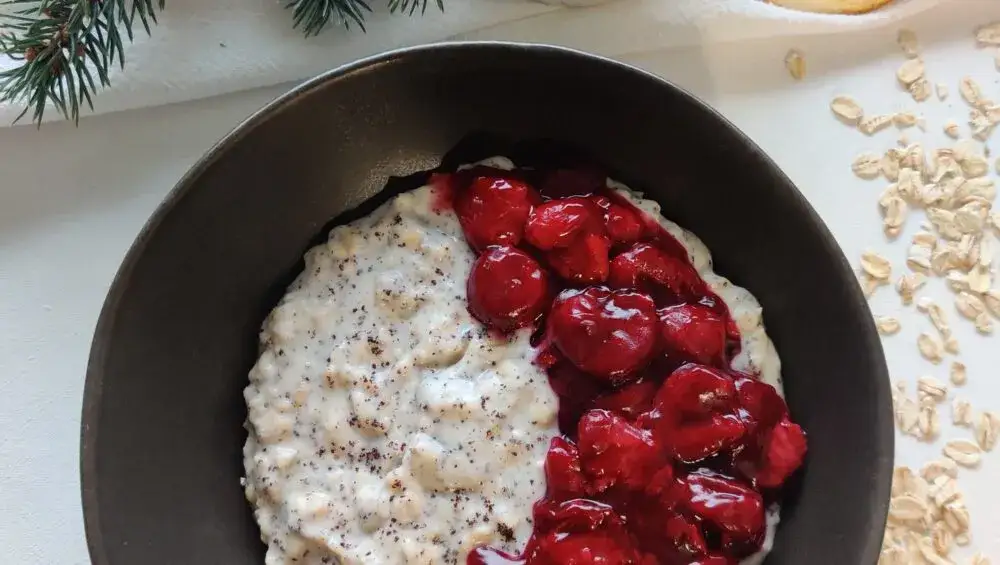 Owsianka z makiem - Przepis na zdrową i pożywną owsiankę z makiem